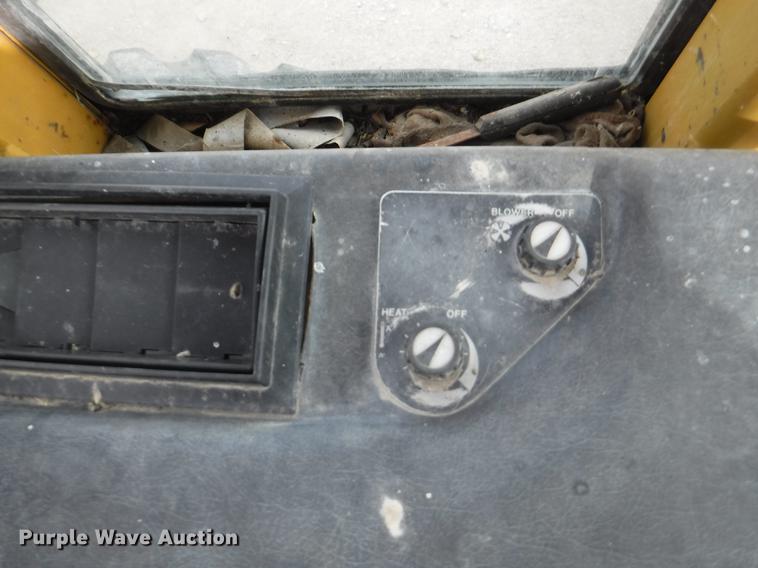 image for item DF1563 1983 John Deere 544C wheel loader