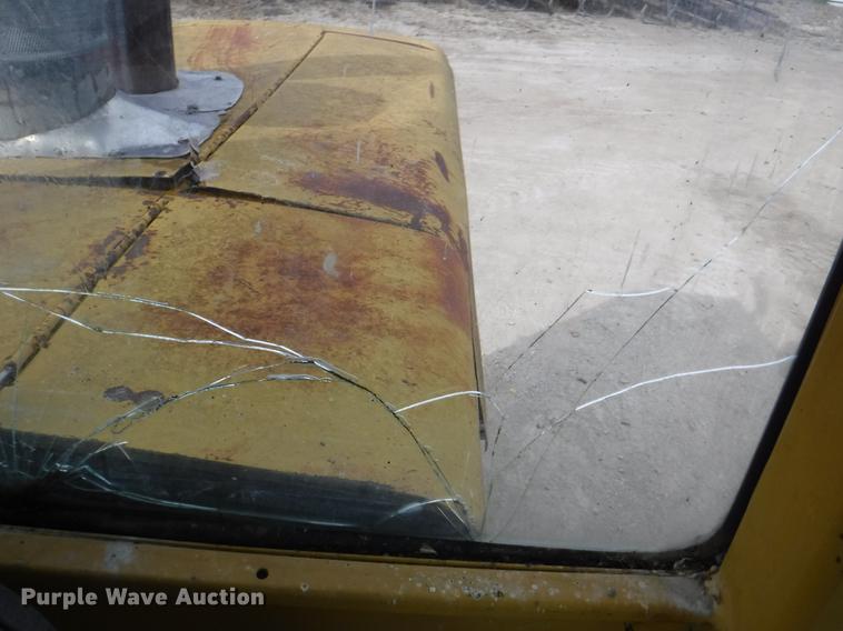 image for item DF1563 1983 John Deere 544C wheel loader