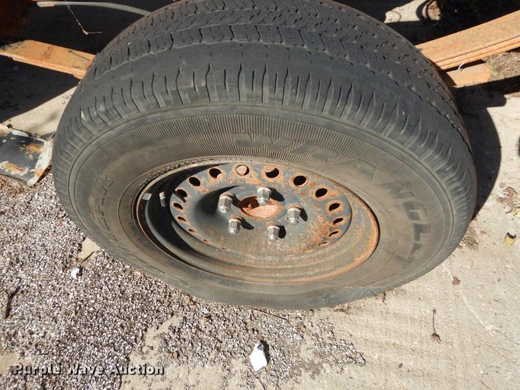 image for item DF1891 1996 Ford F150 pickup truck cab and chassis