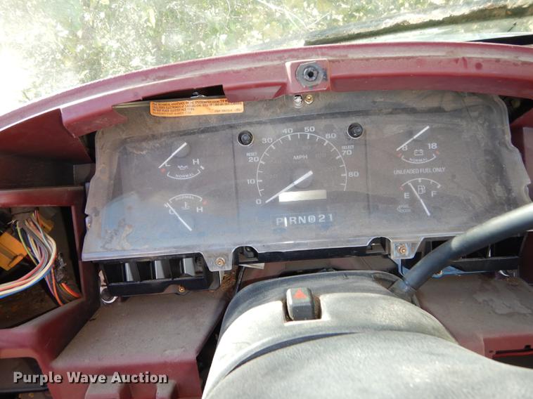 image for item DF1891 1996 Ford F150 pickup truck cab and chassis