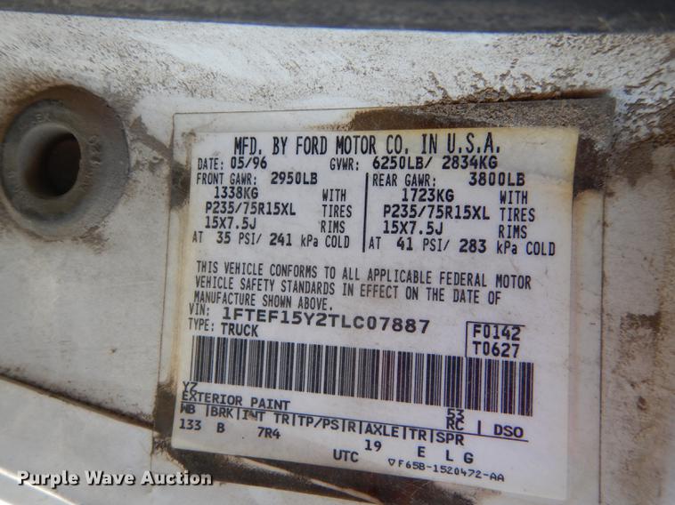 image for item DF1891 1996 Ford F150 pickup truck cab and chassis