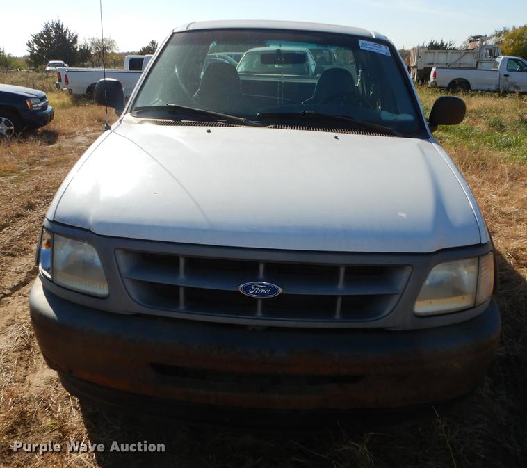 image for item DF1897 1997 Ford F150 SuperCab pickup truck