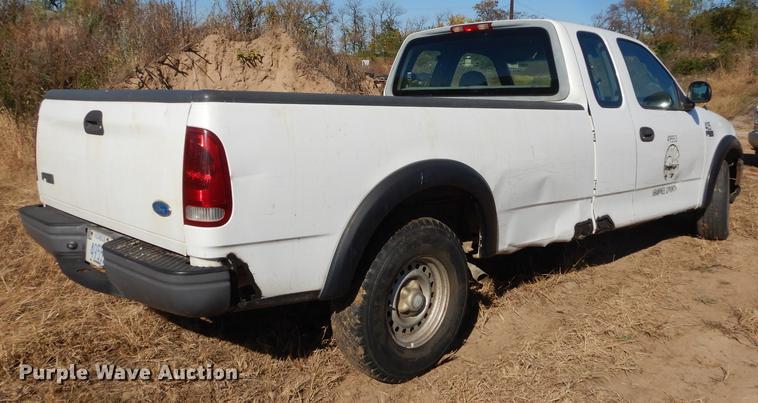 image for item DF1897 1997 Ford F150 SuperCab pickup truck