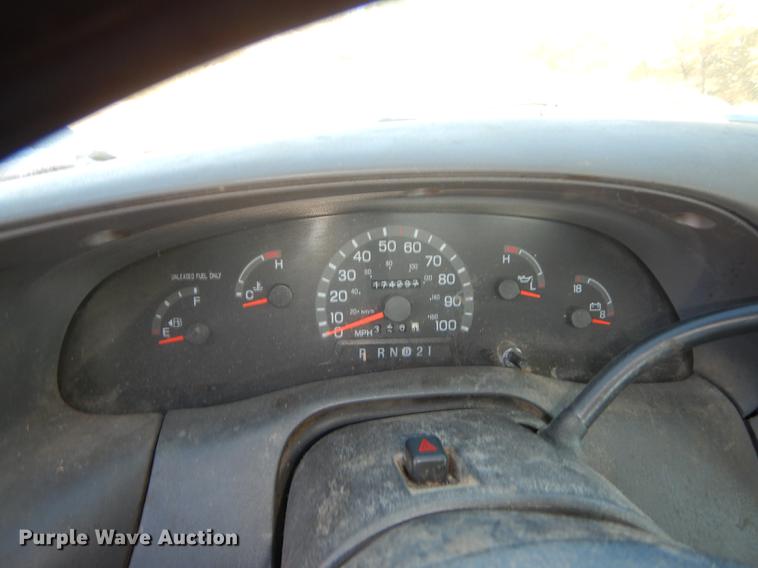 image for item DF1897 1997 Ford F150 SuperCab pickup truck