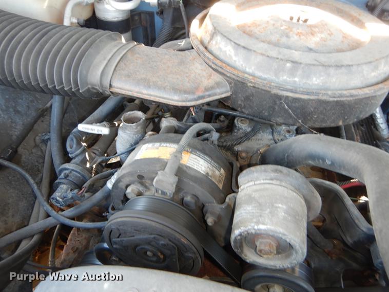 image for item DF1899 1988 Chevrolet 1500 pickup truck