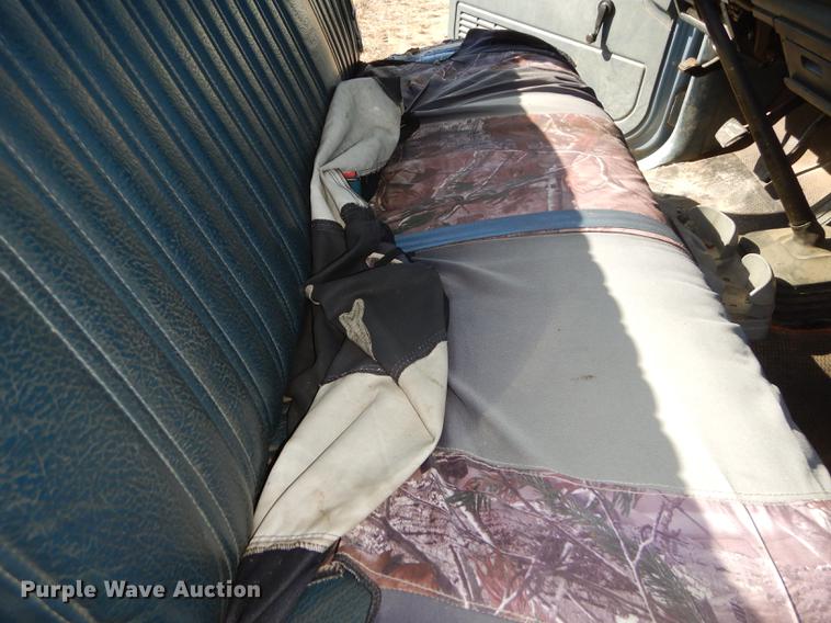 image for item DF1899 1988 Chevrolet 1500 pickup truck