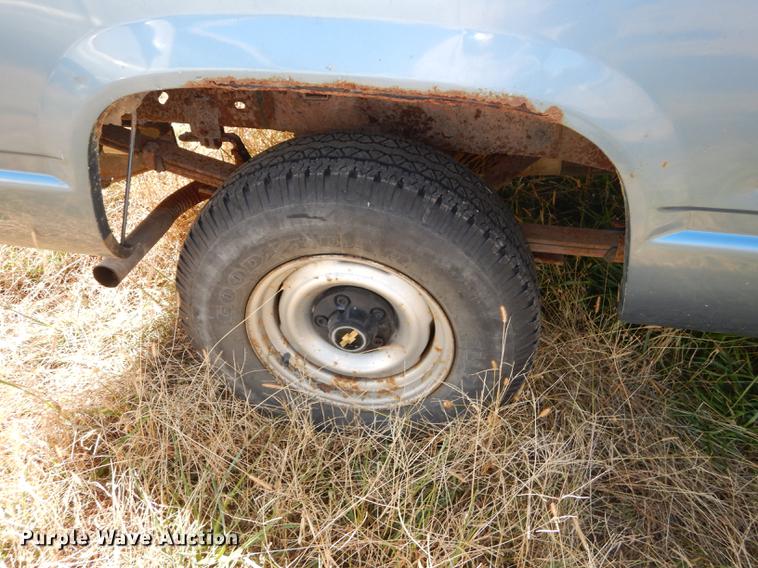 image for item DF1899 1988 Chevrolet 1500 pickup truck