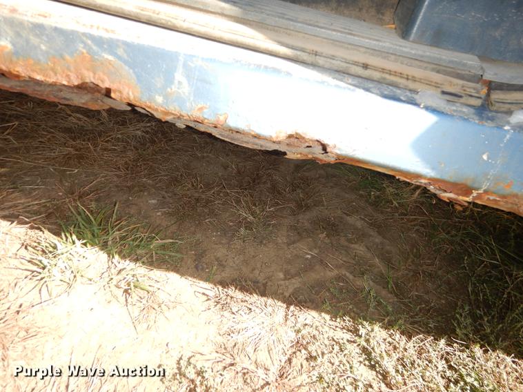 image for item DF1899 1988 Chevrolet 1500 pickup truck