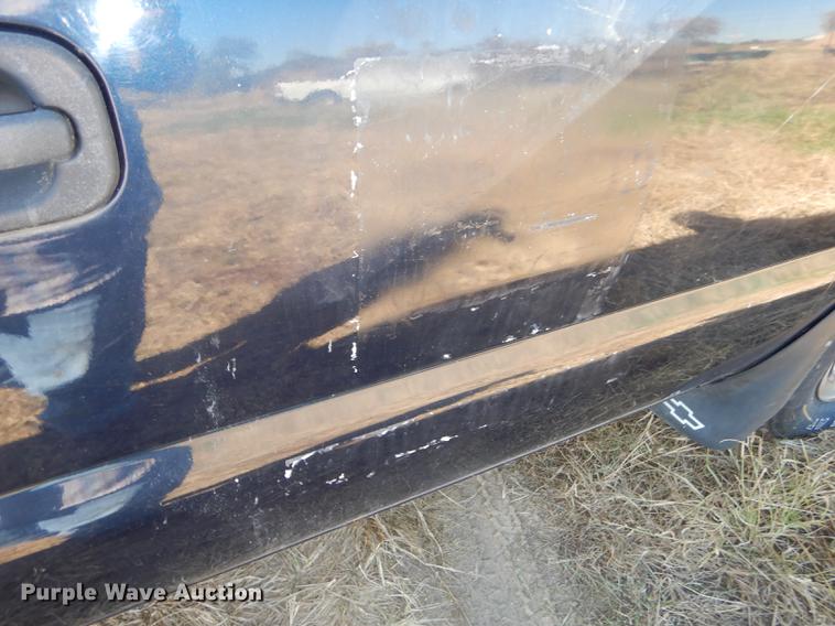 image for item DF1900 2005 Chevrolet Silverado 1500 Ext. Cab pickup truck