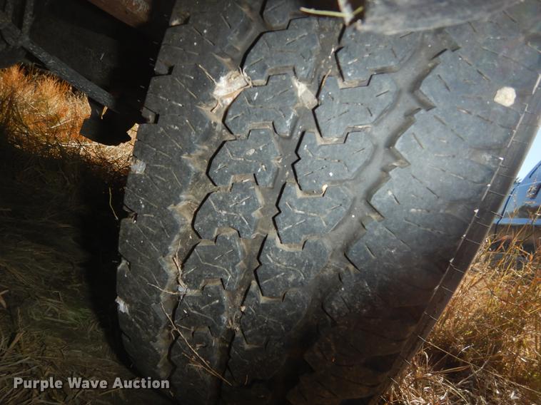 image for item DF1900 2005 Chevrolet Silverado 1500 Ext. Cab pickup truck