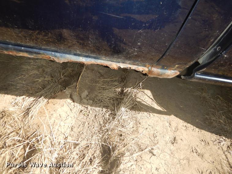 image for item DF1900 2005 Chevrolet Silverado 1500 Ext. Cab pickup truck