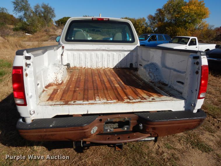 image for item DF1913 1997 Ford F150 pickup truck