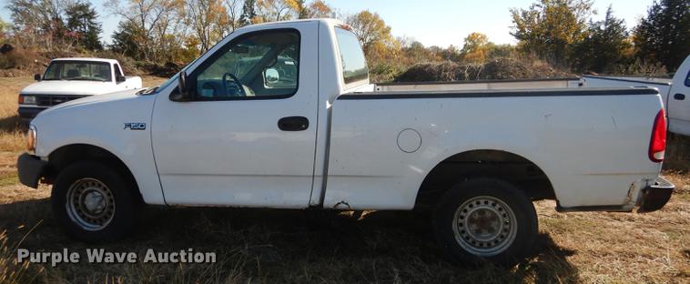 image for item DF1913 1997 Ford F150 pickup truck