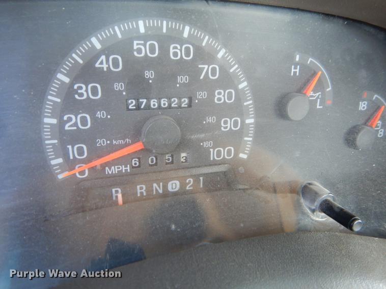 image for item DF1913 1997 Ford F150 pickup truck