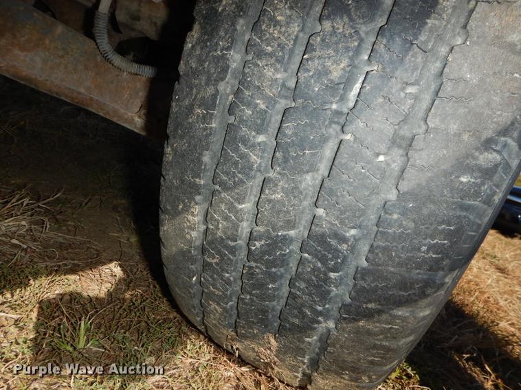 image for item DF1913 1997 Ford F150 pickup truck