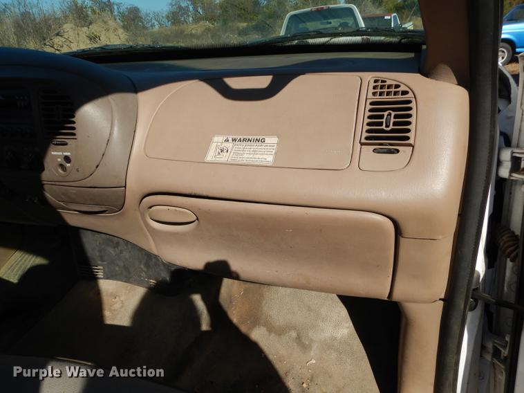 image for item DF1913 1997 Ford F150 pickup truck