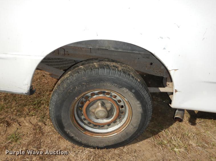 image for item DF1913 1997 Ford F150 pickup truck