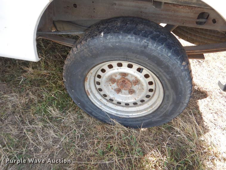 image for item DF1913 1997 Ford F150 pickup truck