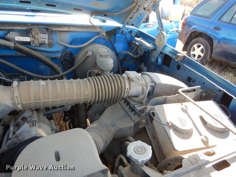 image for item DF1915 1995 Ford F150 pickup truck