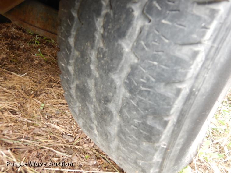 image for item DF1916 1999 Ford F150 pickup truck