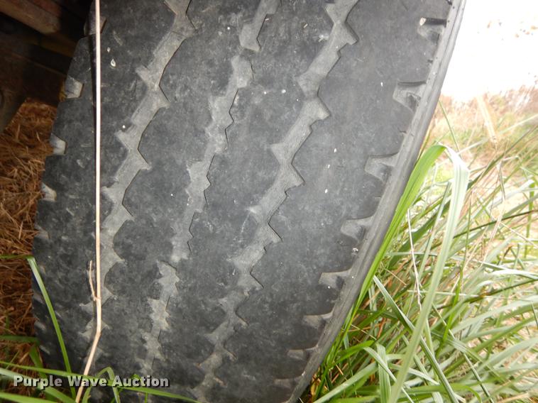 image for item DF1916 1999 Ford F150 pickup truck