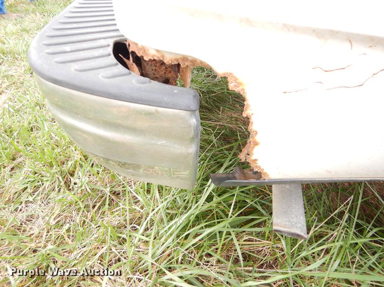 image for item DF1916 1999 Ford F150 pickup truck