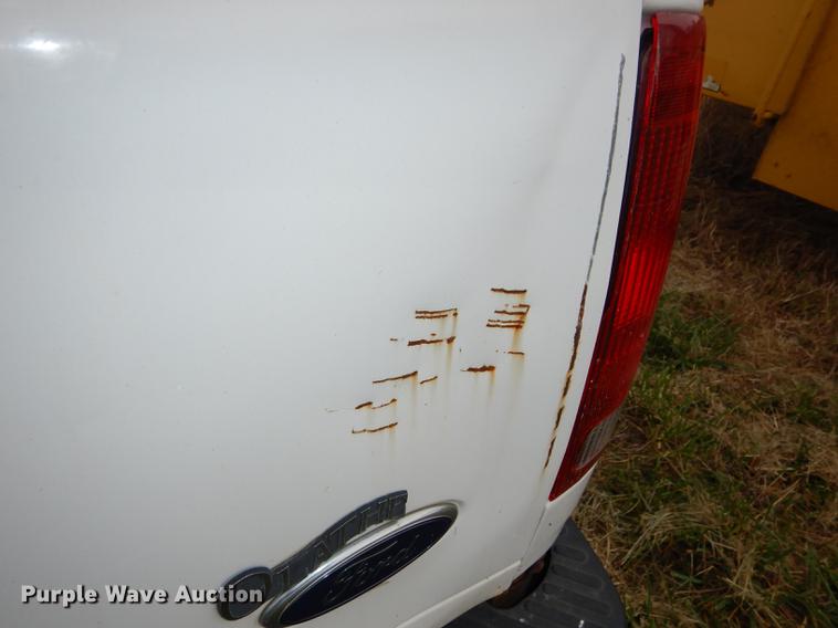 image for item DF1916 1999 Ford F150 pickup truck