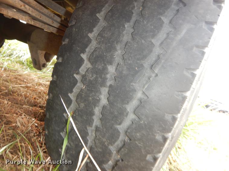 image for item DF1916 1999 Ford F150 pickup truck