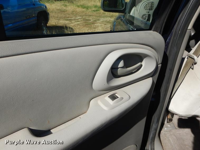 image for item DF1917 2008 Chevrolet TrailBlazer LS SUV