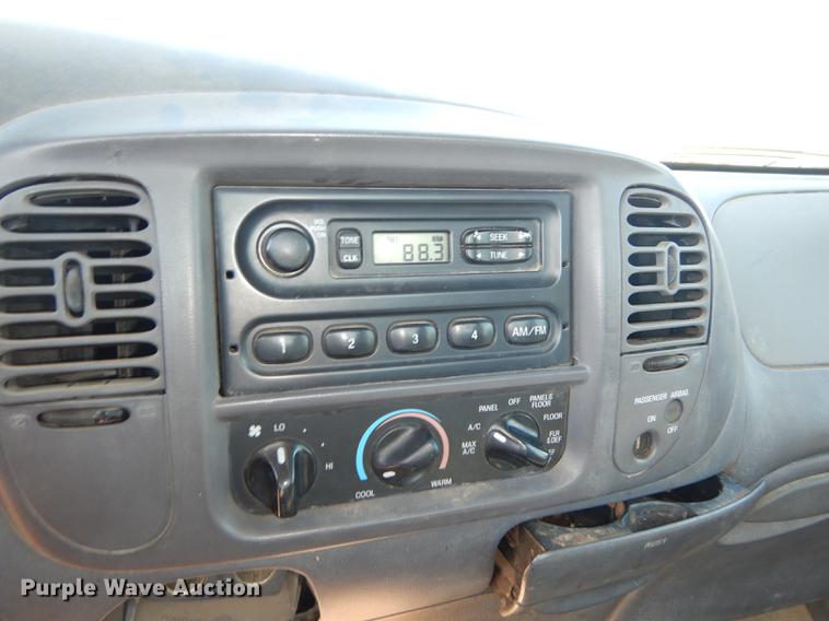 image for item DF1918 1999 Ford F150 pickup truck