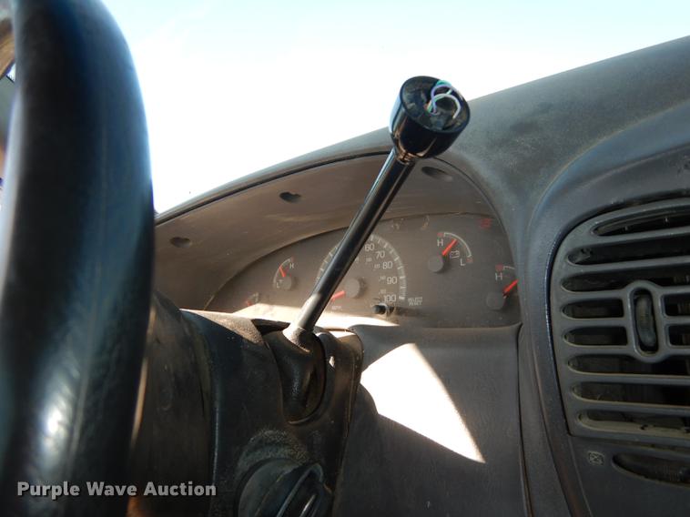 image for item DF1918 1999 Ford F150 pickup truck