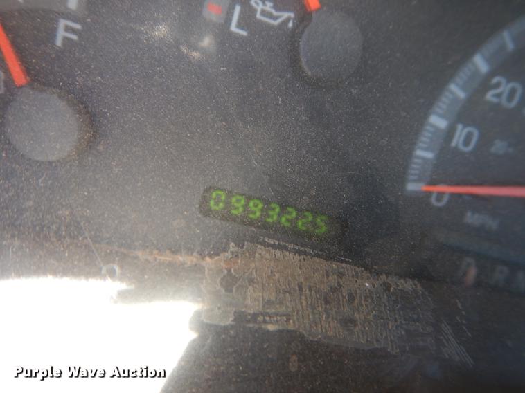 image for item DF1918 1999 Ford F150 pickup truck