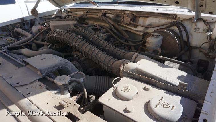 image for item DF1921 1997 Ford F250 HD pickup truck