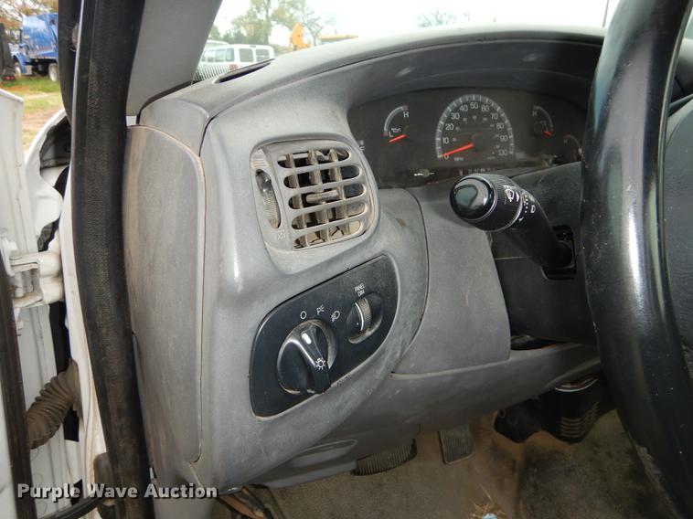 image for item DF1925 1999 Ford F150 pickup truck