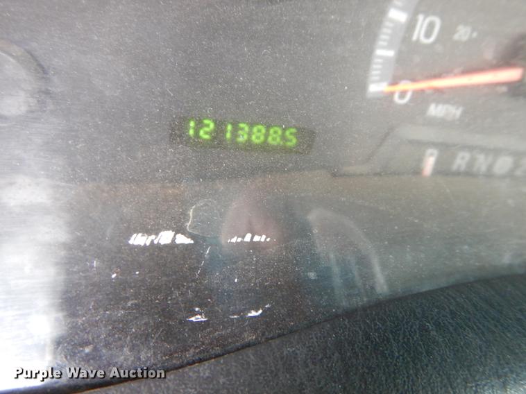 image for item DF1925 1999 Ford F150 pickup truck