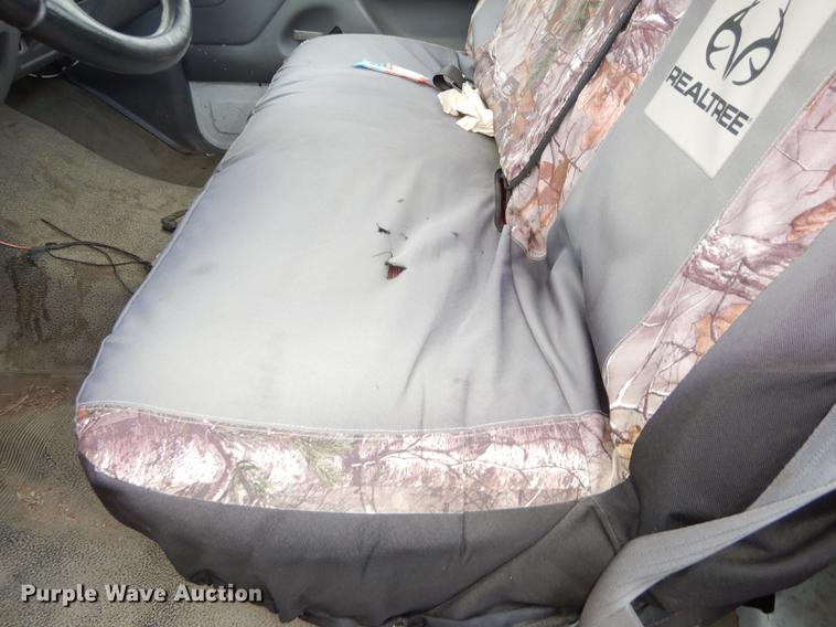 image for item DF1926 1996 Ford F250 XL pickup truck