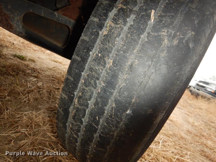 image for item DF1926 1996 Ford F250 XL pickup truck