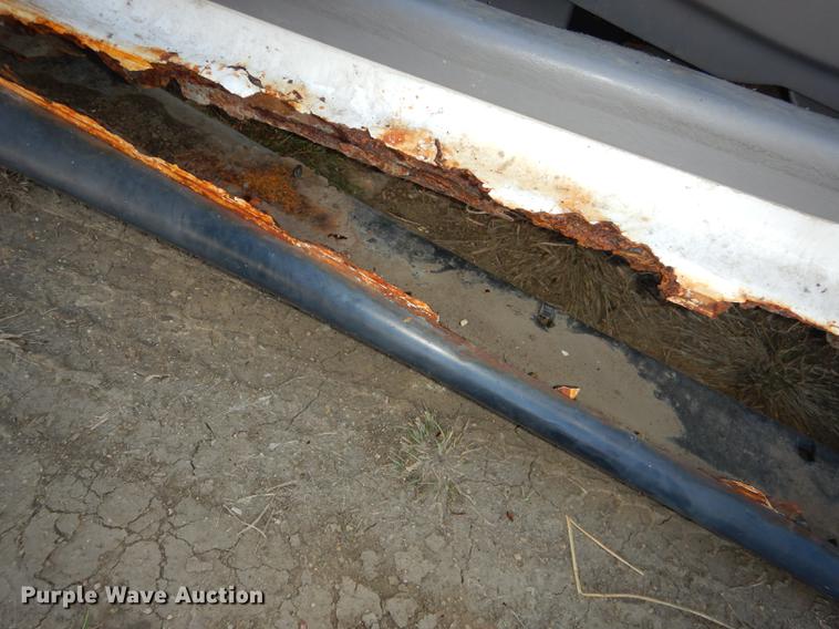 image for item DF1927 1996 Ford Taurus