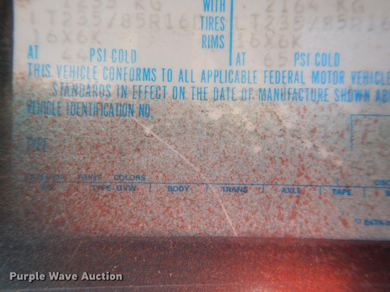 image for item DF1929 1984 Ford F250 flatbed pickup truck