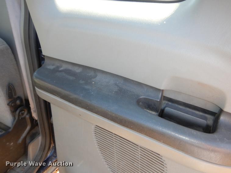 image for item DF1932 2005 Ford F250 Super Duty SuperCab pickup truck