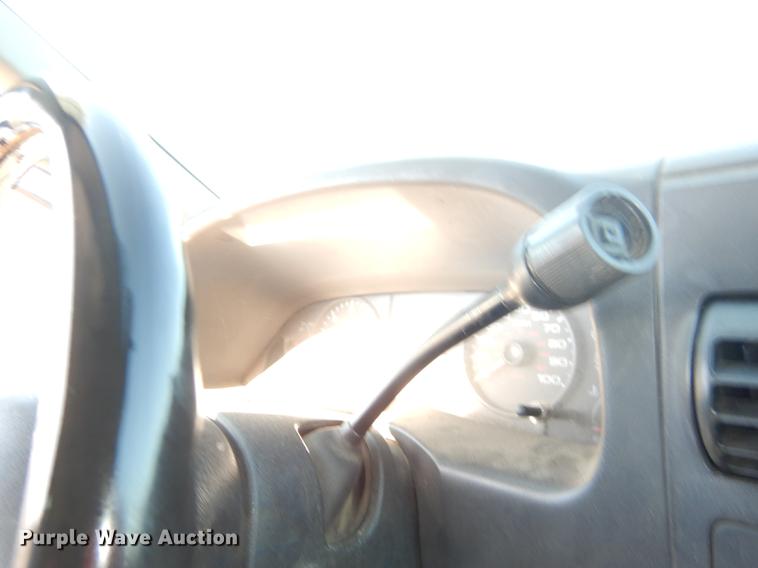 image for item DF1932 2005 Ford F250 Super Duty SuperCab pickup truck