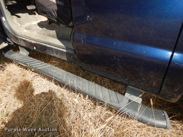 image for item DF1932 2005 Ford F250 Super Duty SuperCab pickup truck