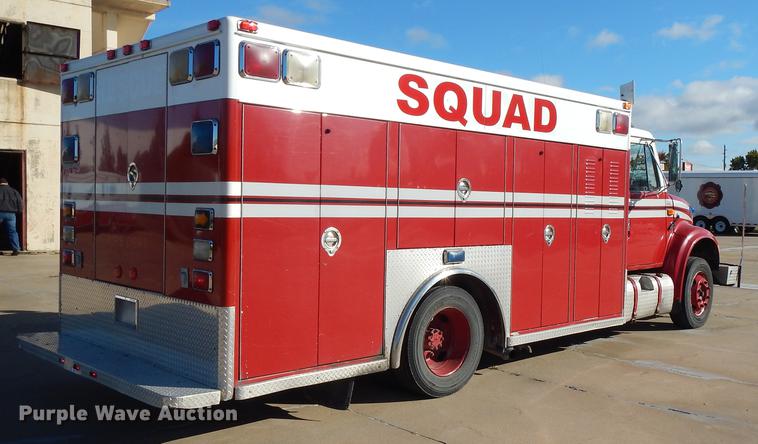 image for item DF1938 1993 International 4700 fire truck