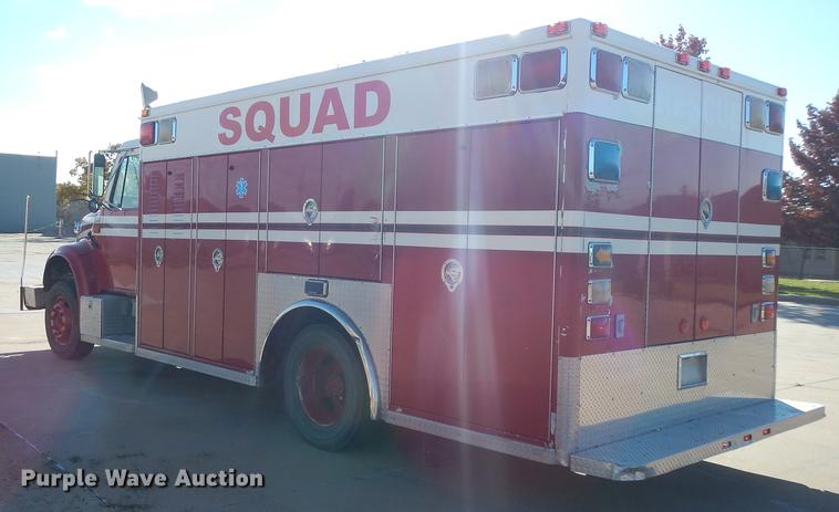 image for item DF1938 1993 International 4700 fire truck