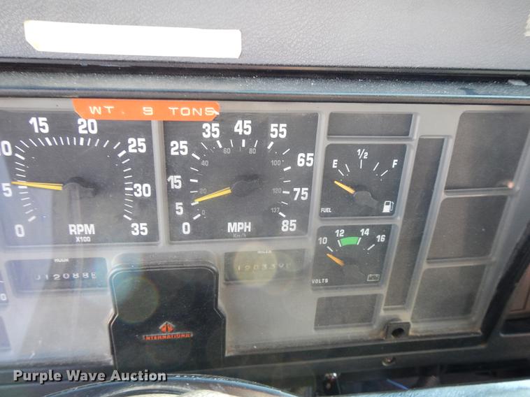 image for item DF1938 1993 International 4700 fire truck