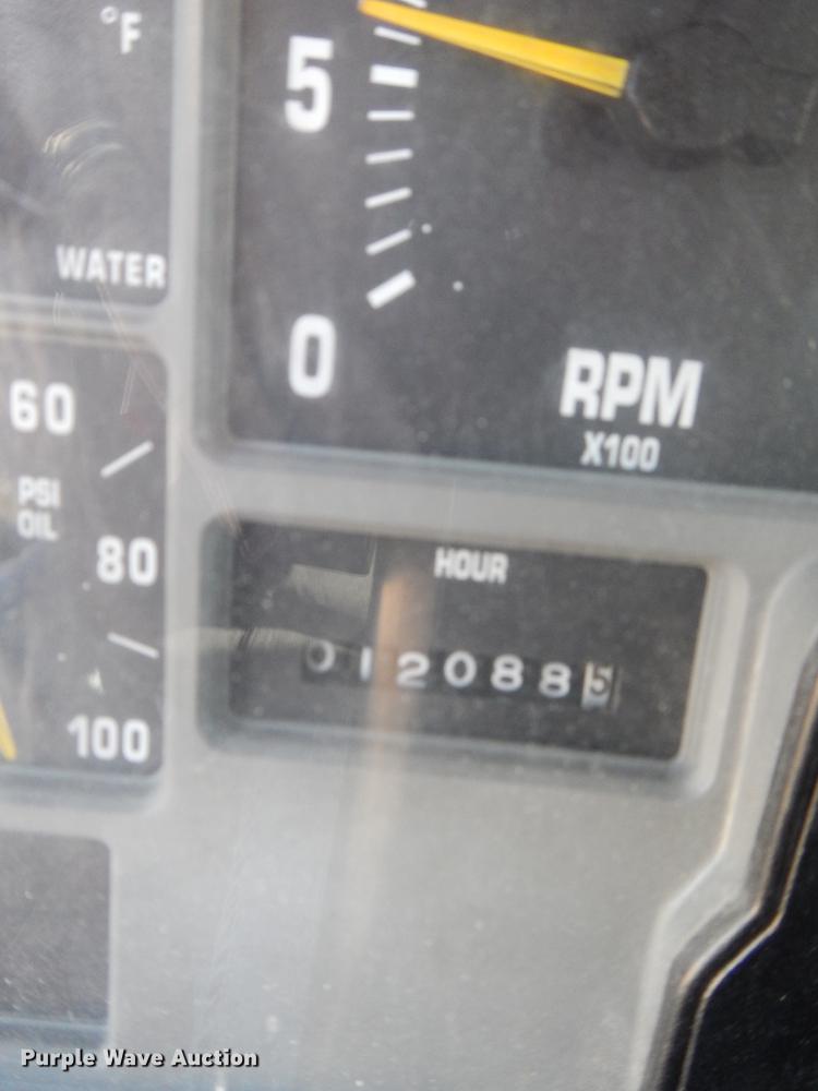 image for item DF1938 1993 International 4700 fire truck