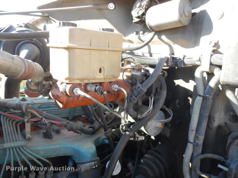 image for item DF1938 1993 International 4700 fire truck