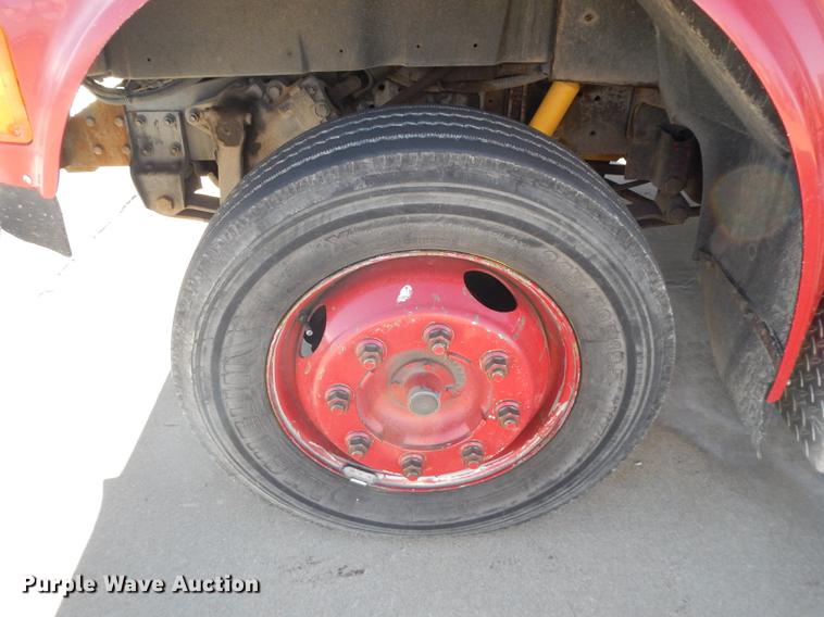 image for item DF1938 1993 International 4700 fire truck