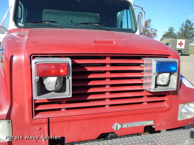 image for item DF1938 1993 International 4700 fire truck