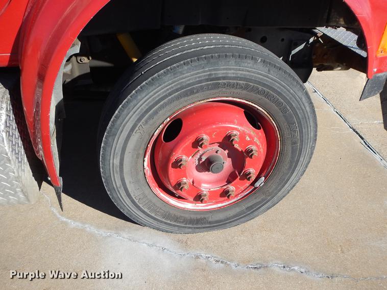 image for item DF1938 1993 International 4700 fire truck